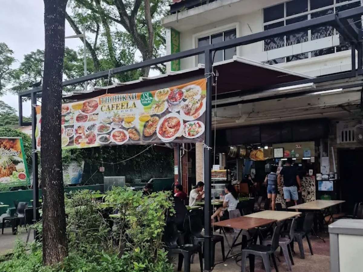 Cafeela Roti Prata & Seafood Restaurant - exterior
