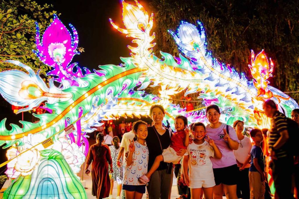 Mid-Autumn Festival 2025 — 11 ways to celebrate - SETHLUI.com