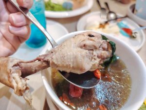 Wong Fu Fu Cinnamoroll - herbal chicken