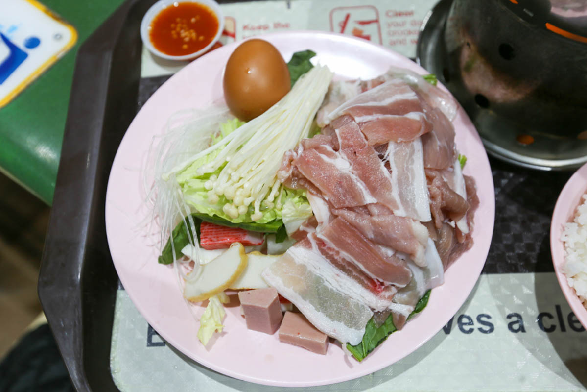 zi bu yang sheng - pork upclose