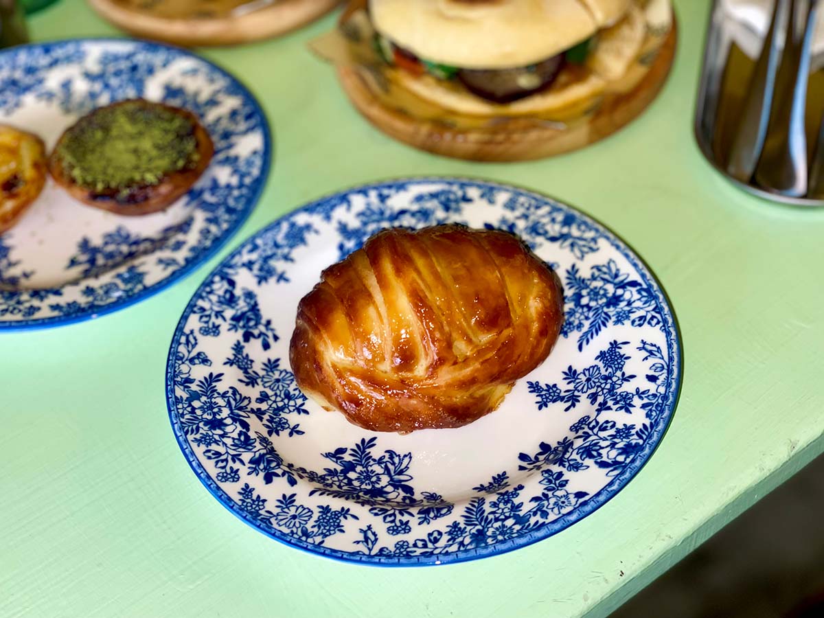 Bartolo Lisboa Bakehouse - Porto croissant