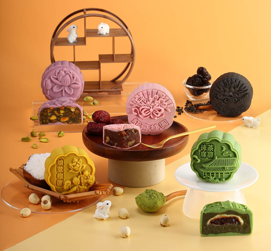 jb mooncake 2025 - tong ah bakery momoyama series