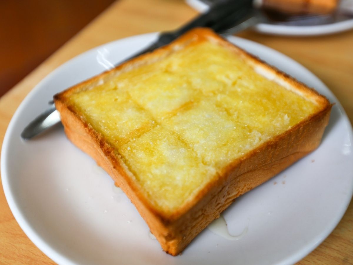 Magic Kitchen - butter and sugar toast