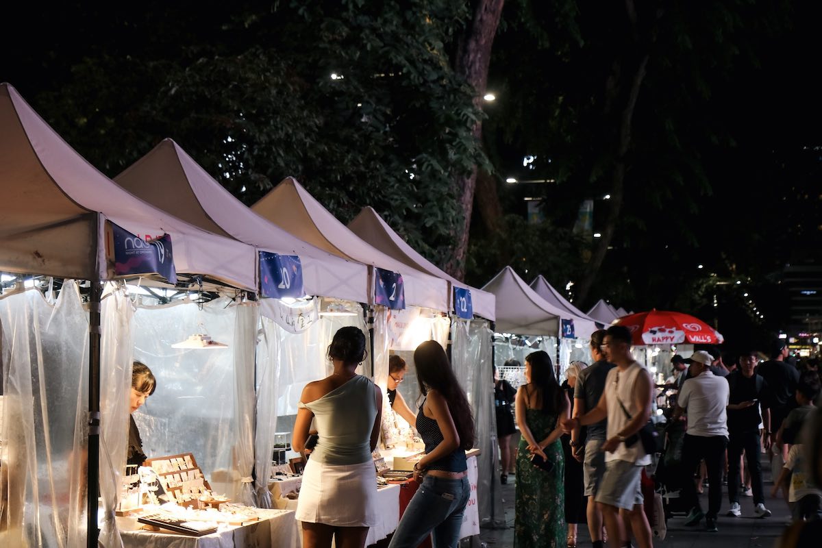 Flea Markets in October - Night at Orchard