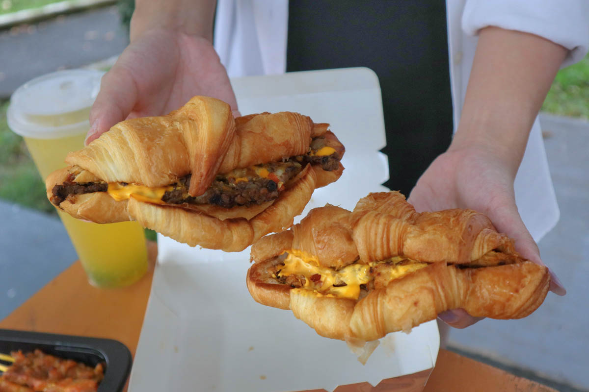 pasir ris pasar malam - croissant