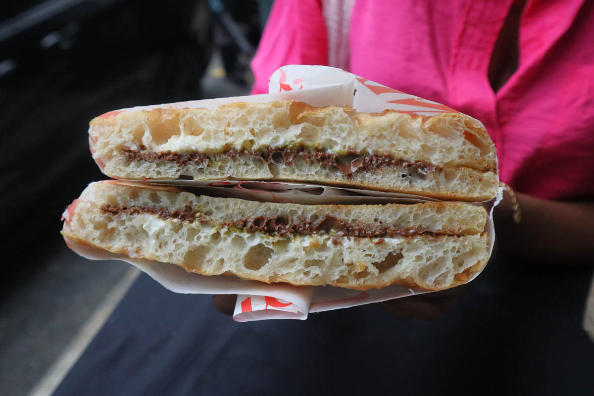 mamma mia focaccia - nutella