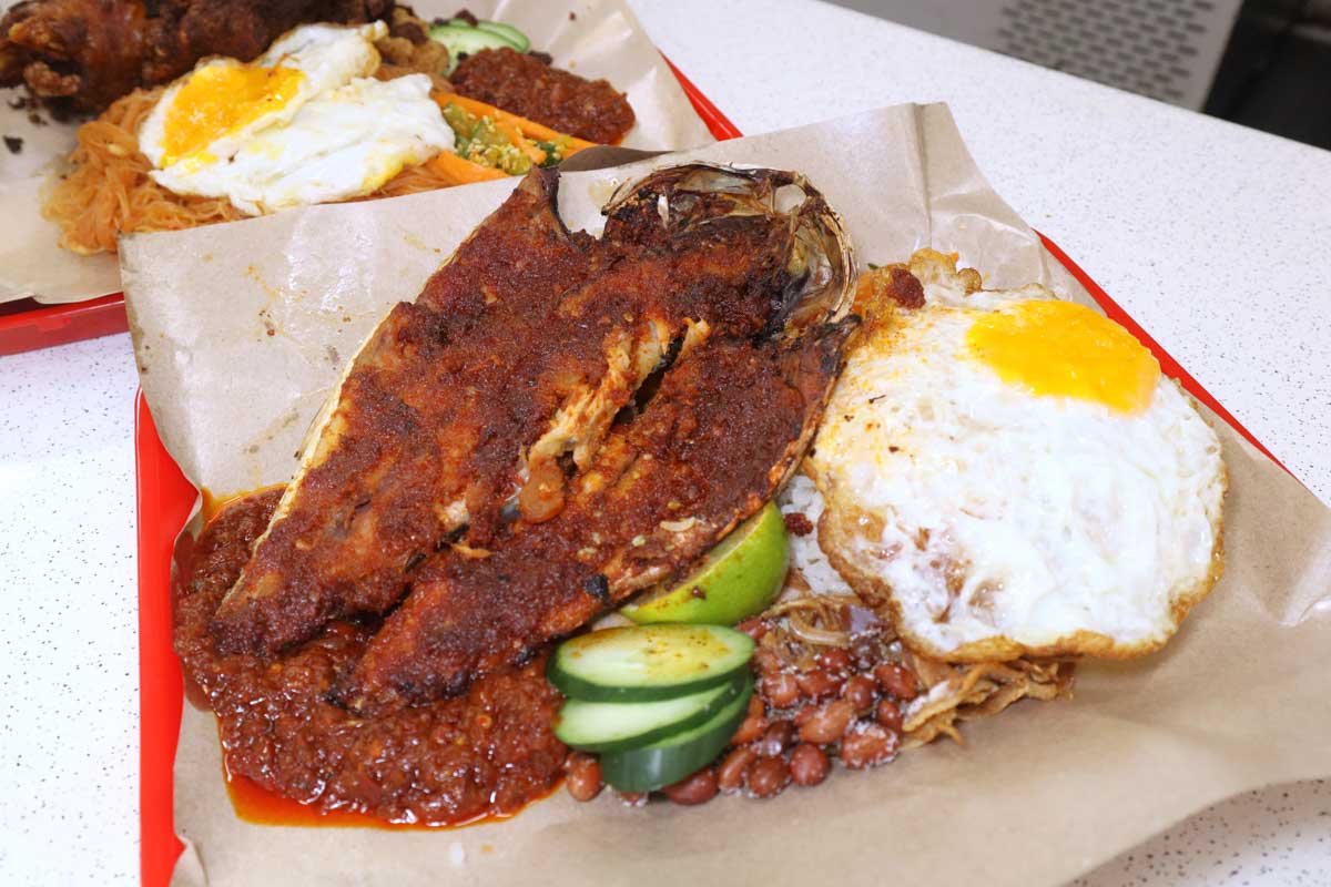 kim lee oriental - nasi lemak fish