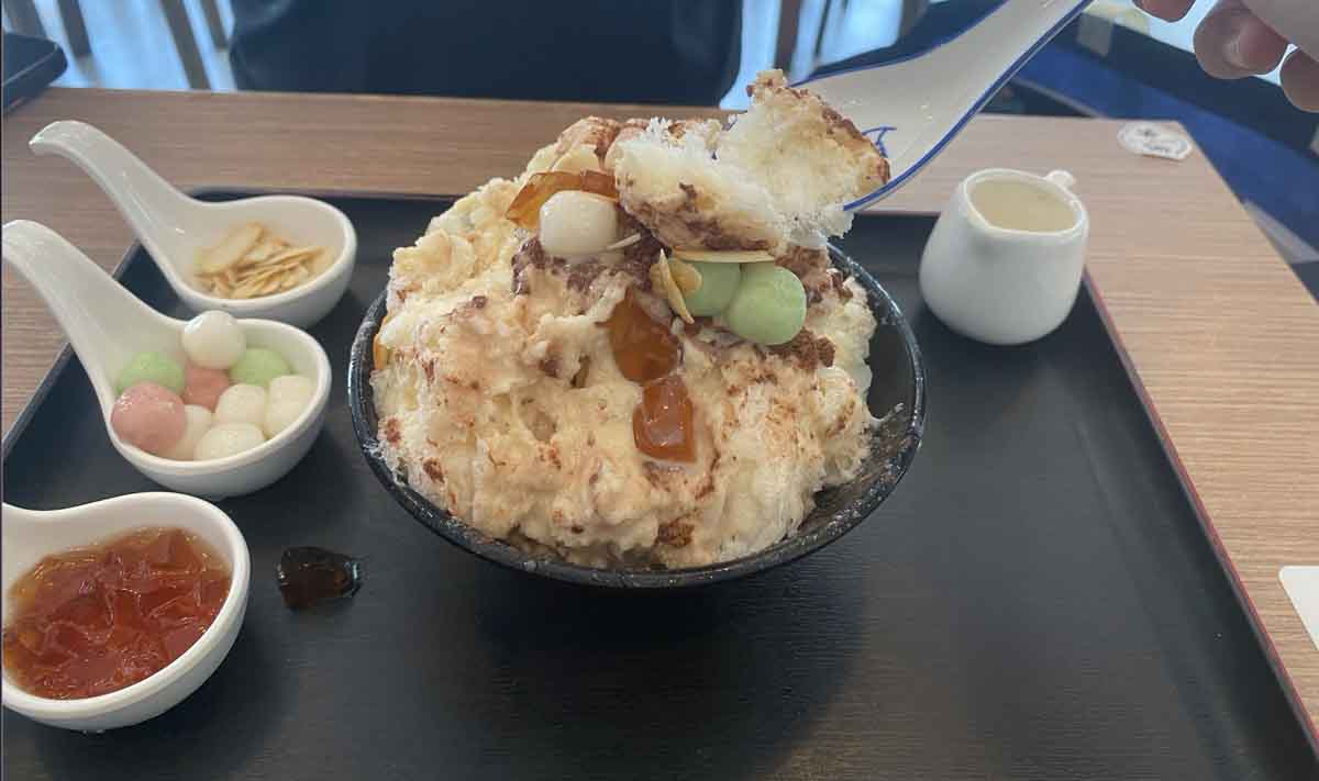 wan mei dessert - shaved ice set closeup