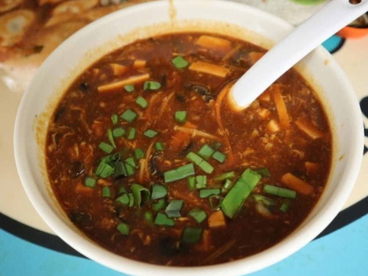 Shen Yang Feng Wei - hot and sour soup
