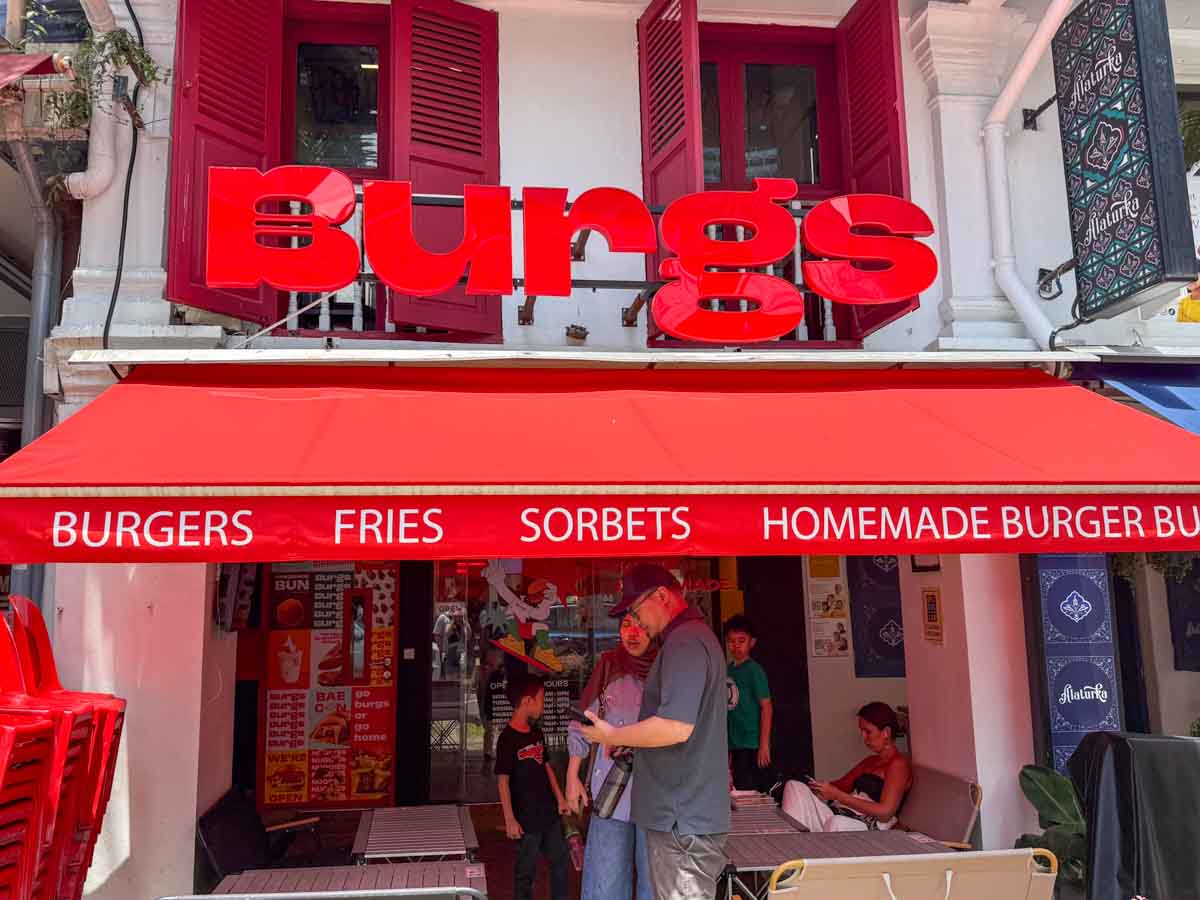 haji lane food guide - burgs storefront