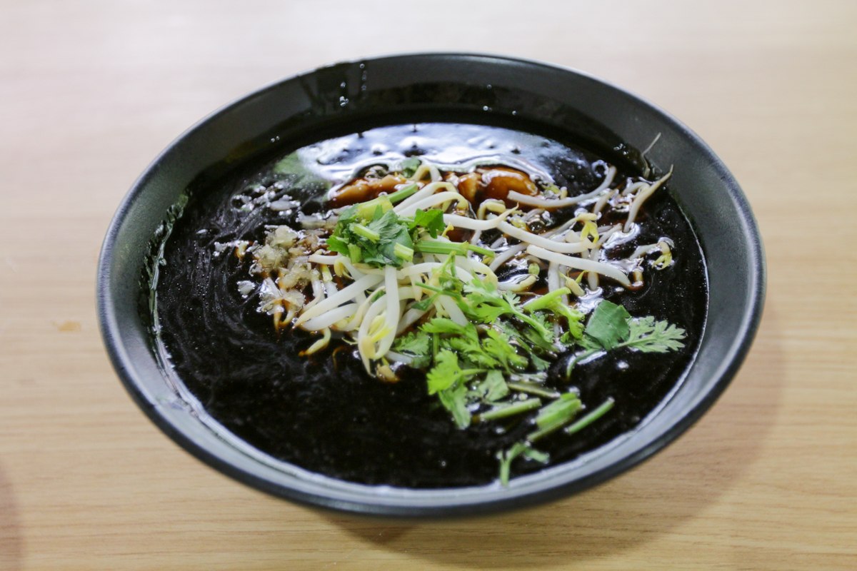 838 Beef Noodles - beef slice noodle