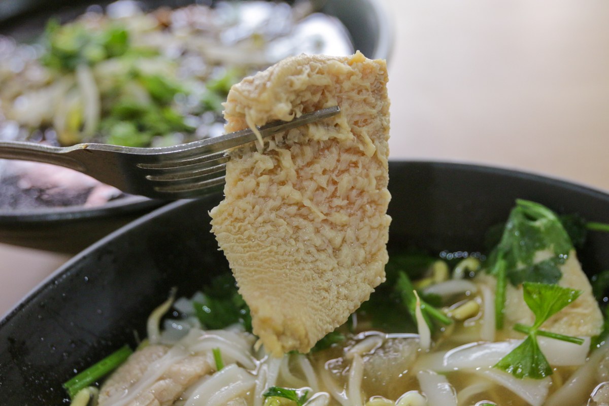 838 Beef Noodles - tripe