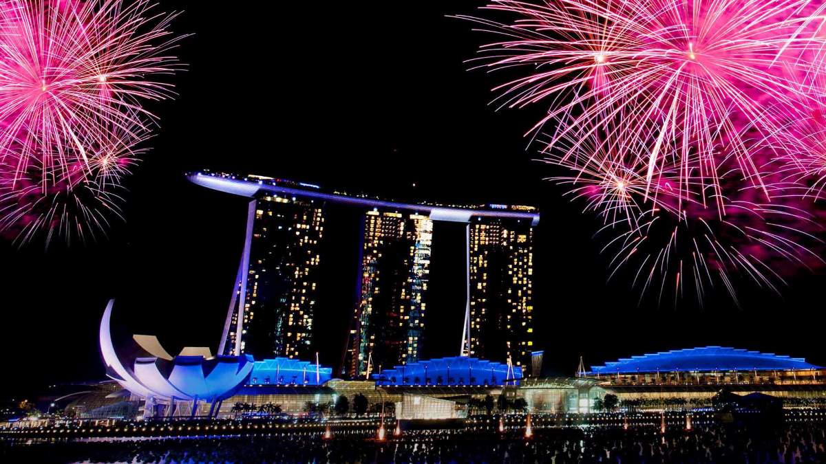Free New Year's Eve Fireworks - countdown 2026