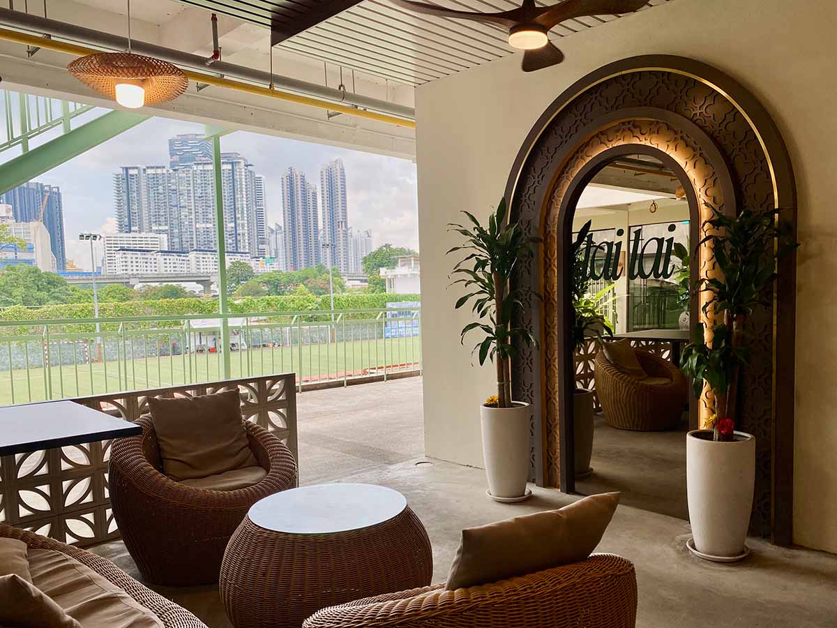 Tai Tai Cafe - Outdoor seating