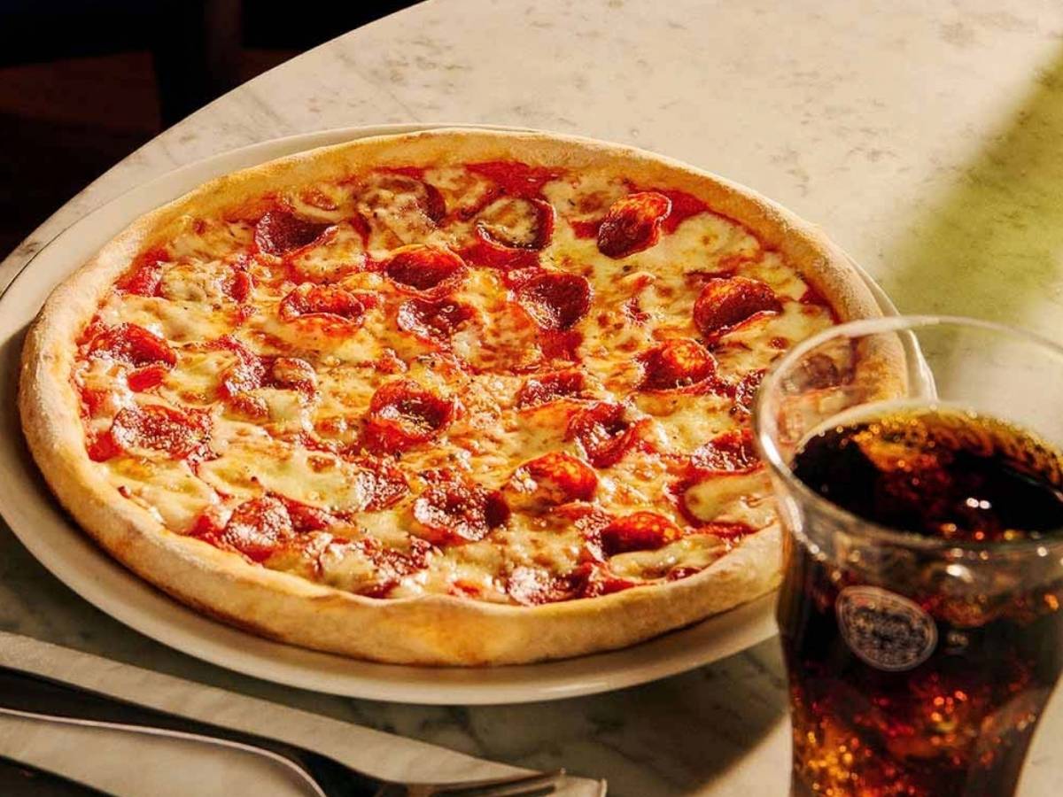 Pizza - Pizzaexpress dish and drink