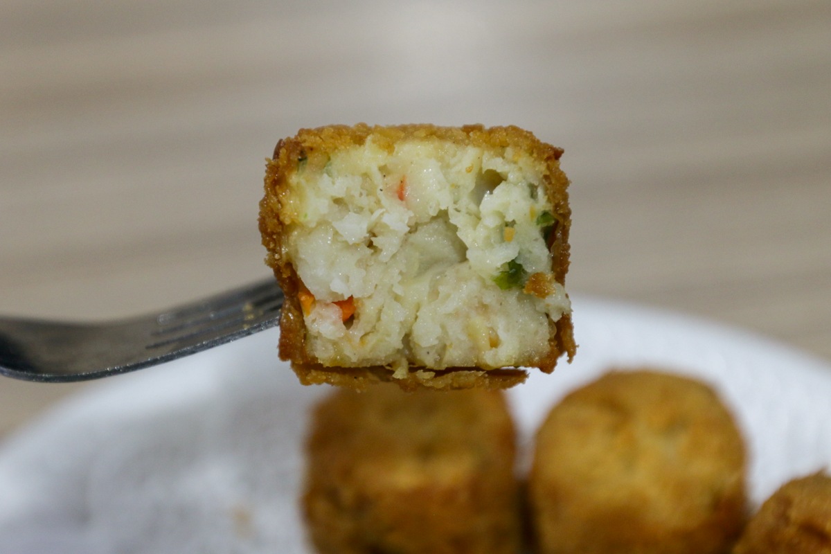 Yi Dynasty Fried Rice - ngoh hiang close up