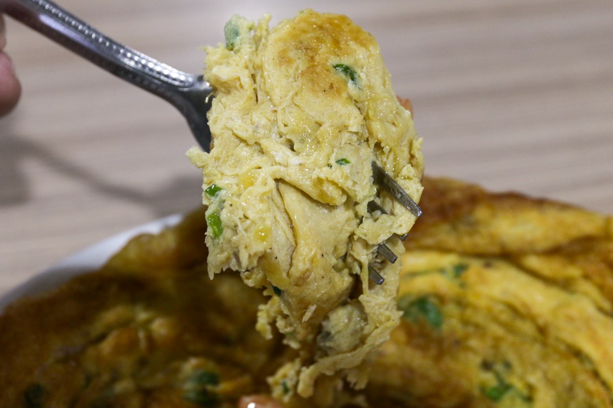 Yi Dynasty Fried Rice - omelette up close