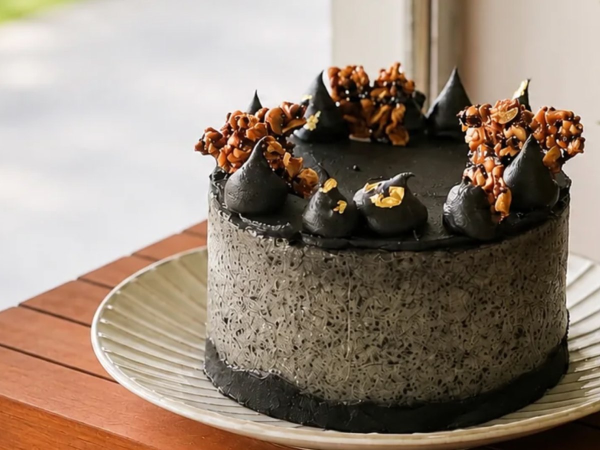 cake - black sesame cake