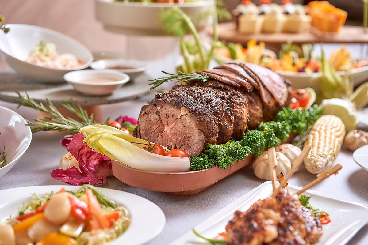 christmas restaurants 2025 - cafe mosaic festive dinner