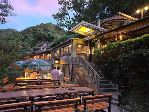 taiwan - outdoor area of teahouse