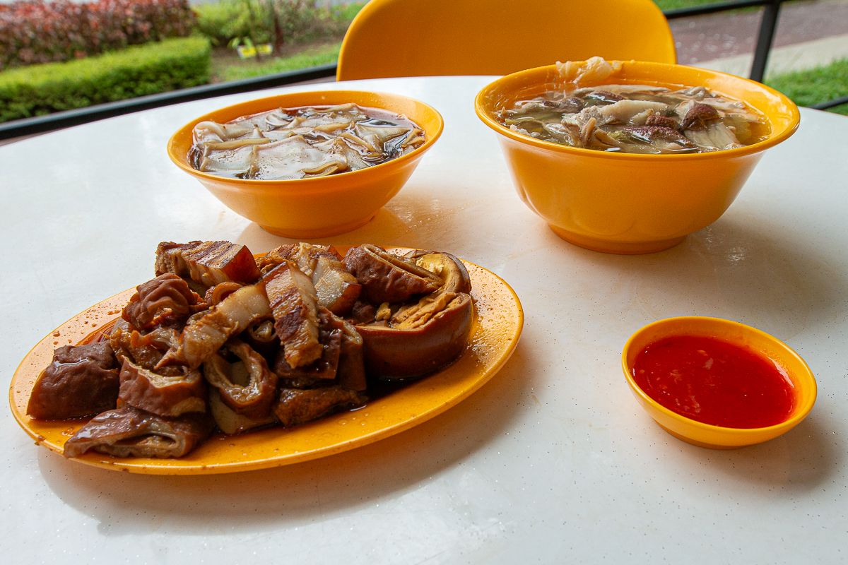 Ah Keat Pig's Organ Soup and Kway Chap - everything tried Ah Keat Pig's Organ Soup and Kway Chap - everything tried