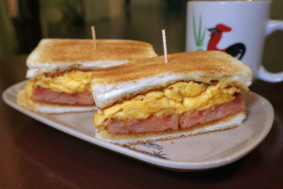 88 cafe - scrambled eggs