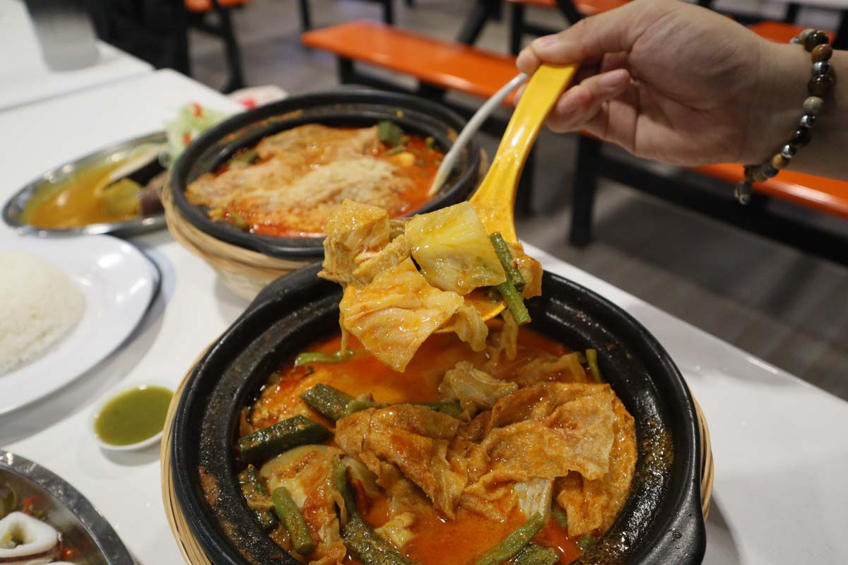 jing long - curry fish