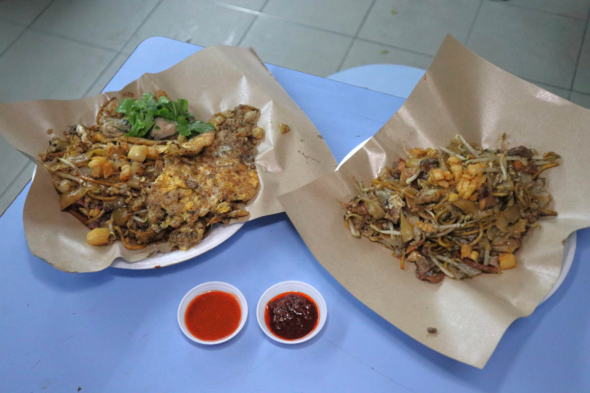 liang ji chinatown - char kway teow 
