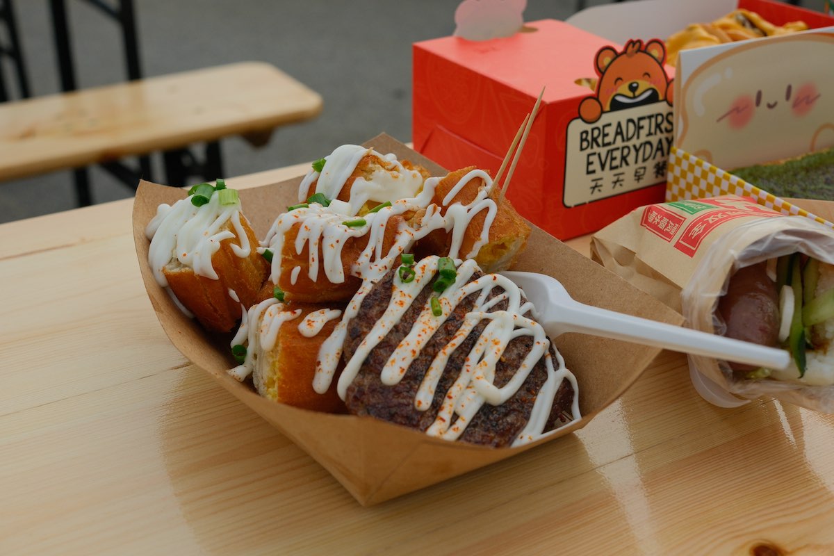 Togetherland by World Christmas Market - Egg Dough Fritters