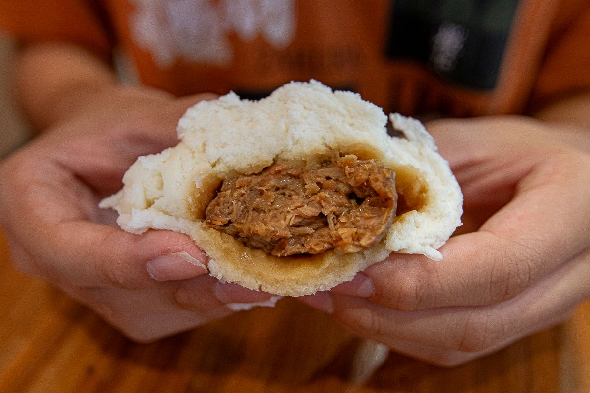 Warung Dimsum - chicken pau cross section Warung Dimsum - chicken pau cross section