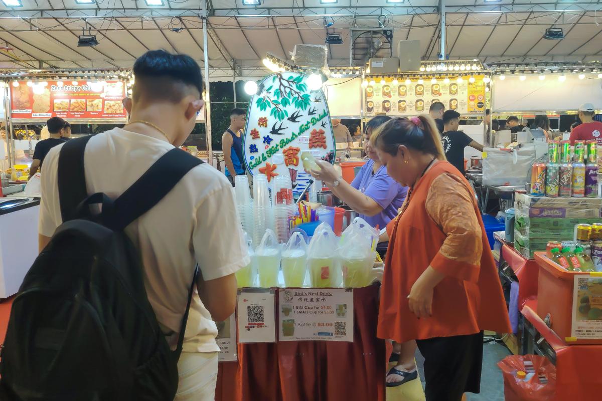 Yishun MRT Trade Fair - Hot & Cold Bird's Nest Drink