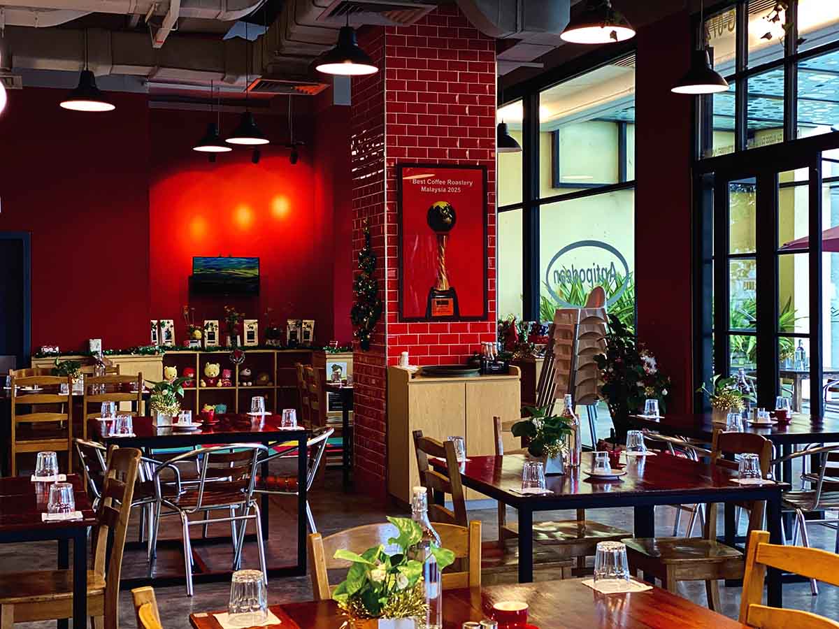 Antipodean Cafe - Interior