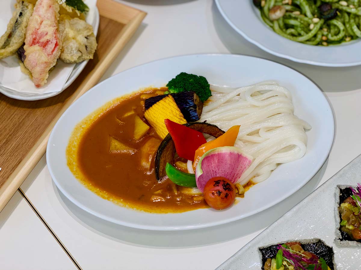 By Age 18 - Curry udon