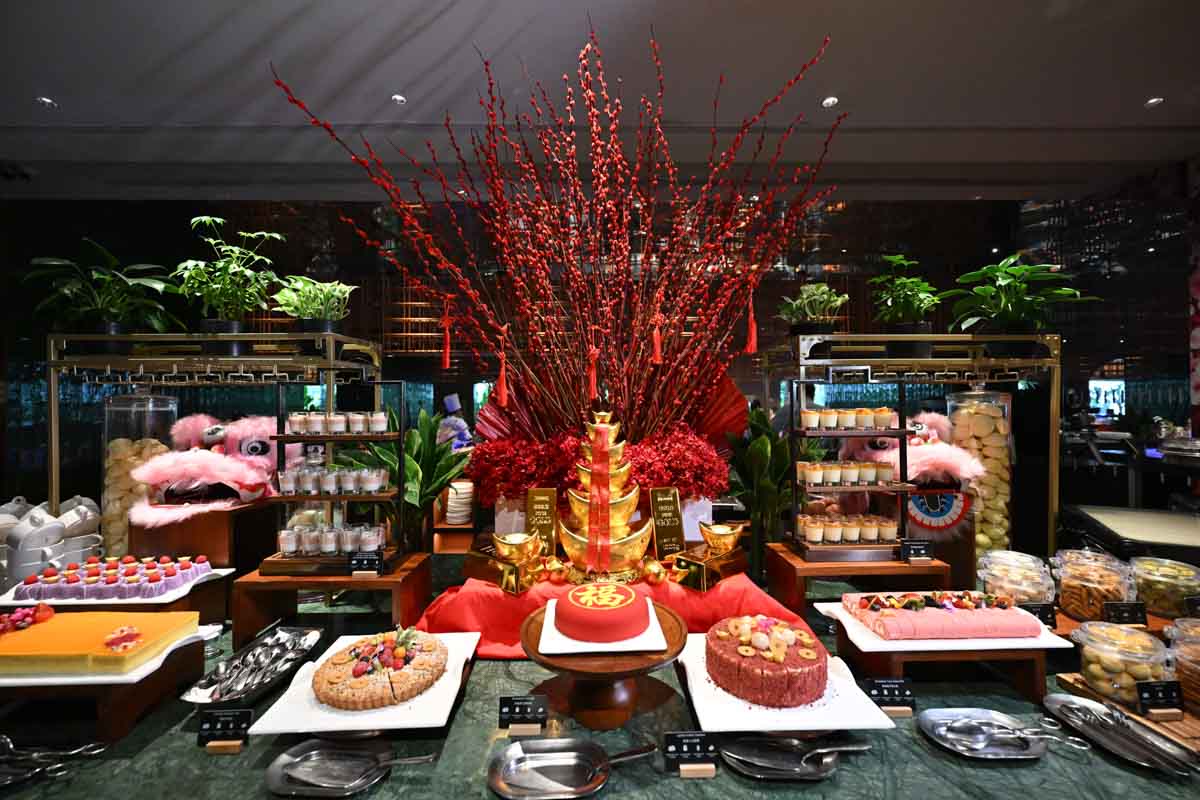 parkroyal collection marina bay CNY - buffet grounds
