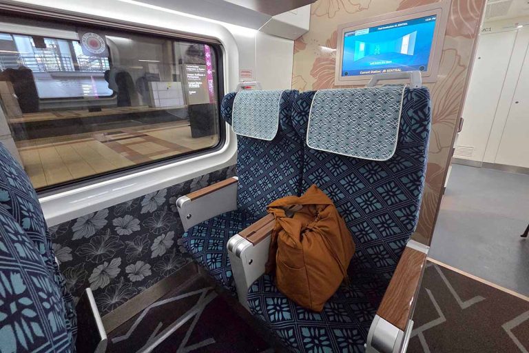 Ets First Class JB to KL ETS - Was paying RM163 for the train's business class worth it ...