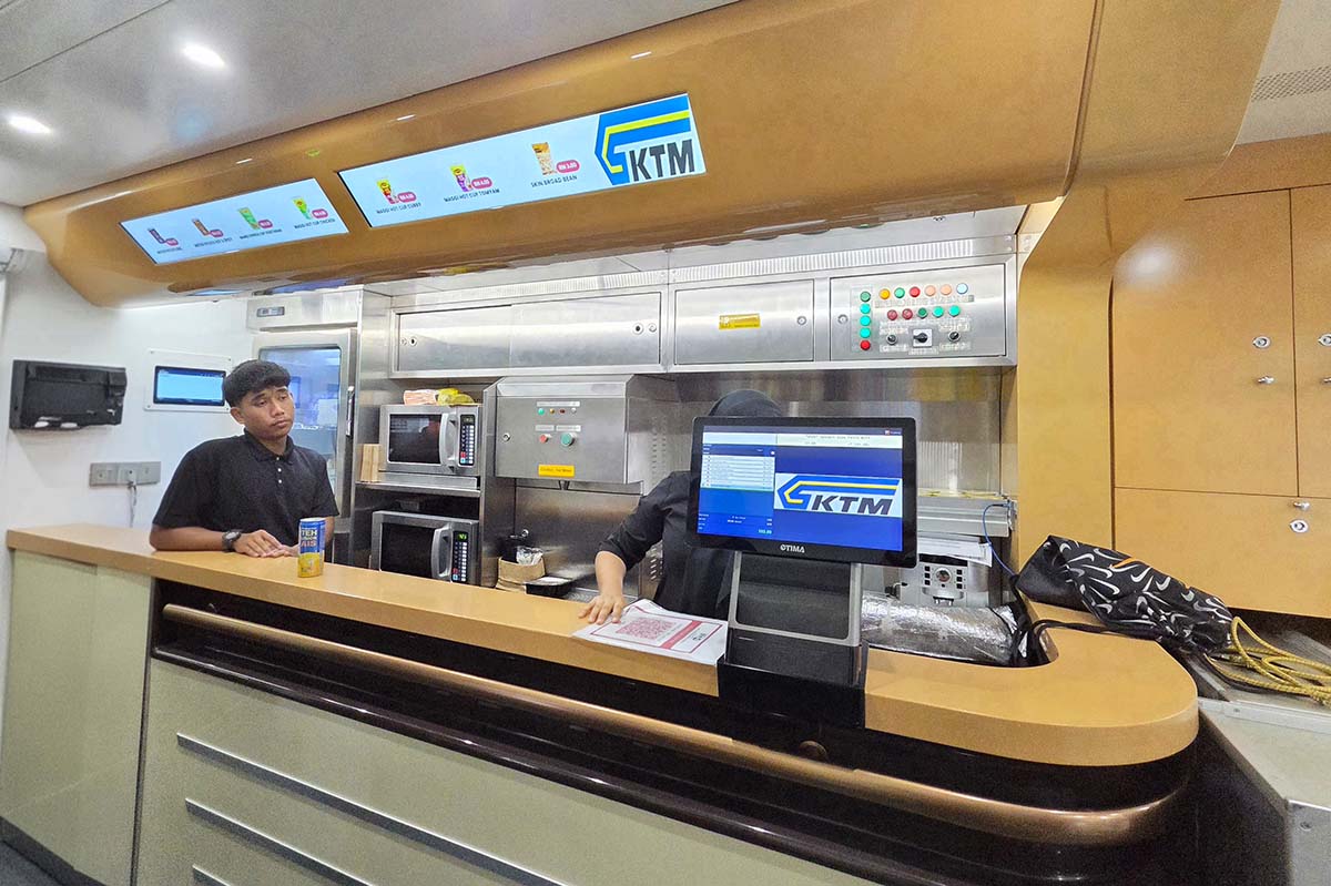 ETS jb to kl - bistro