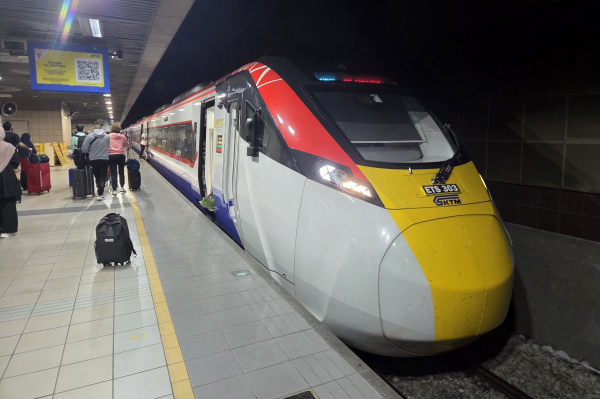 ETS jb to kl - train