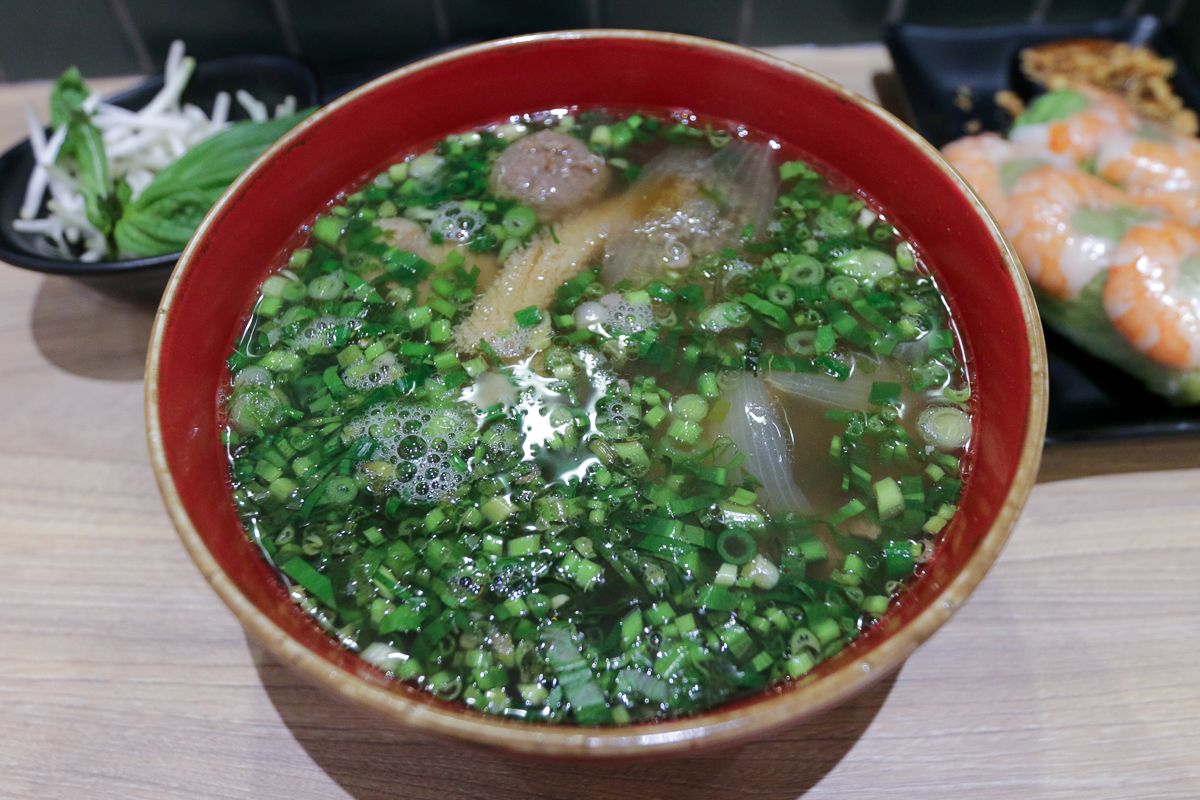 NamNam Takashimaya - combination beef pho