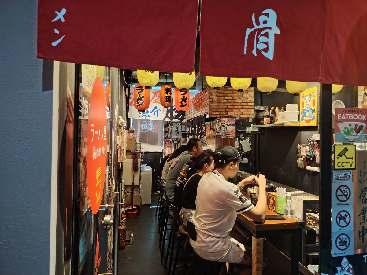 Ramen-ya - interior Ramen-ya - interior