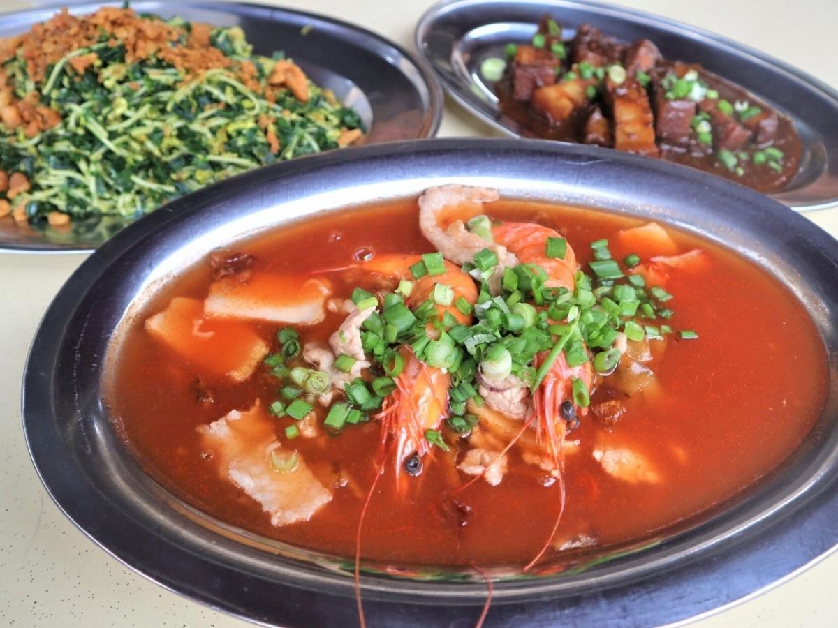 Tracy’s Sarawak Kitchen - tomato kuey teow