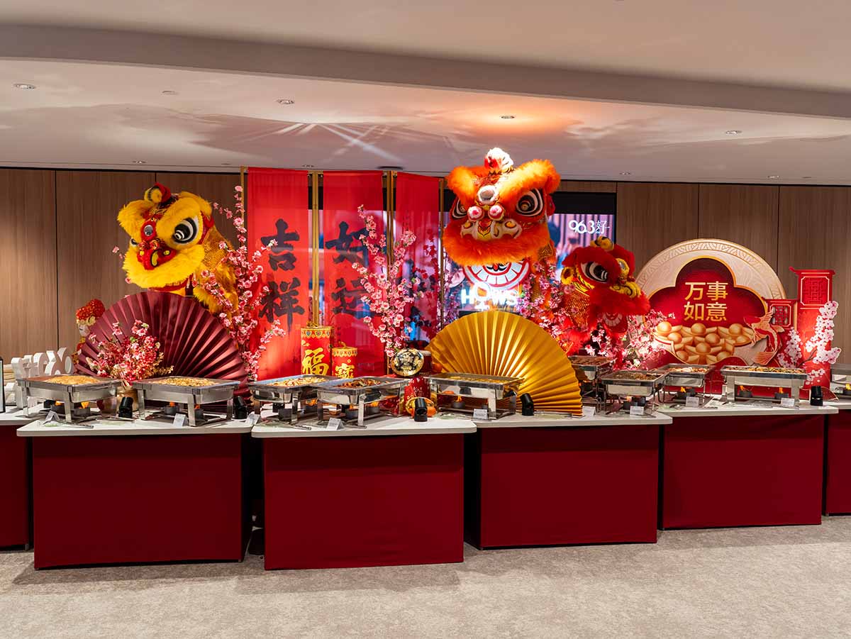 Chinese New Year Catering - How's Catering