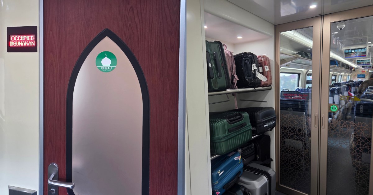 ETS jb to kl - surau and luggage