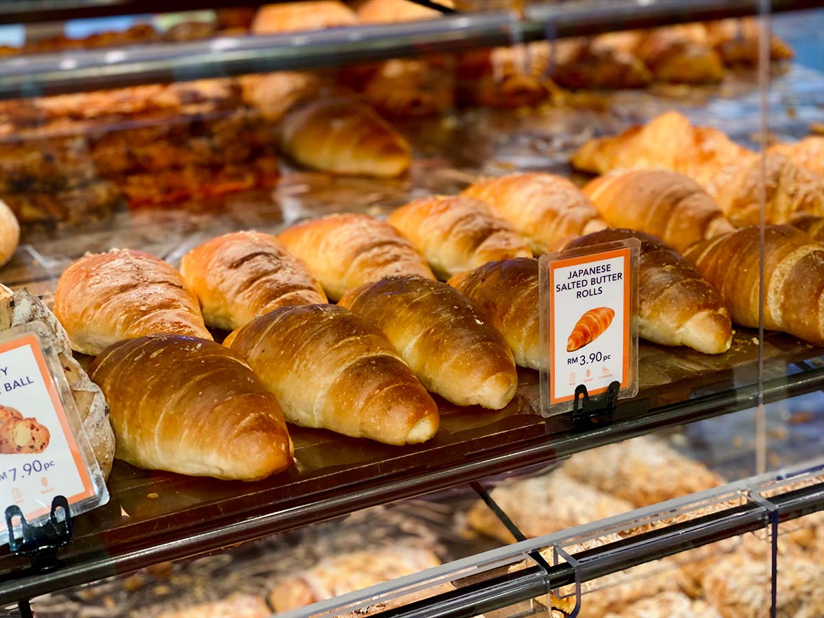 Verrona Hills - Japanese Salted Butter Roll