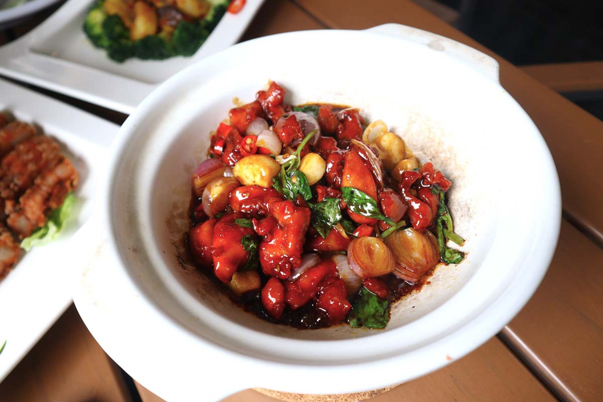 five star bukit merah - three cup chicken