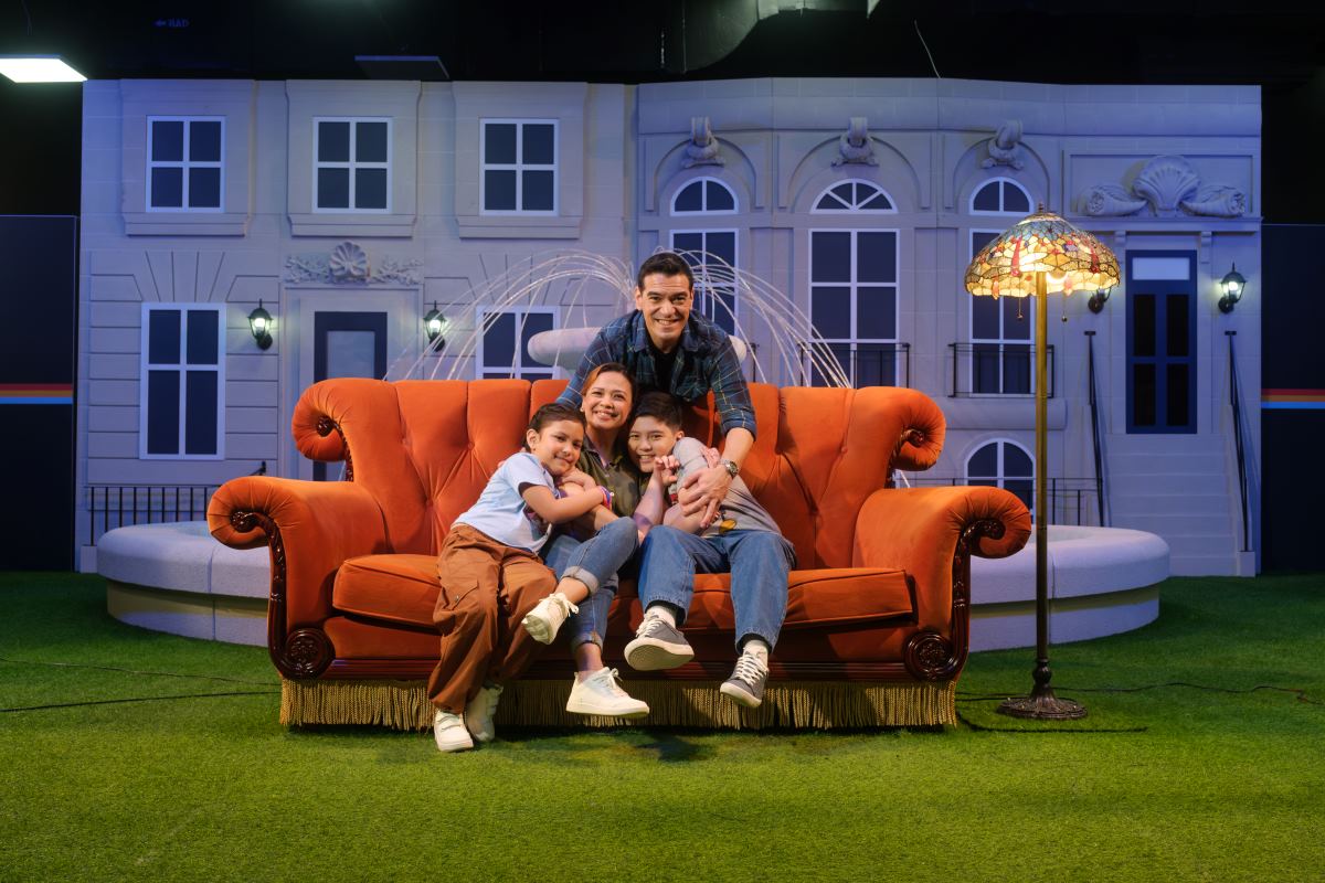 The FRIENDS Experience Singapore - orange couch