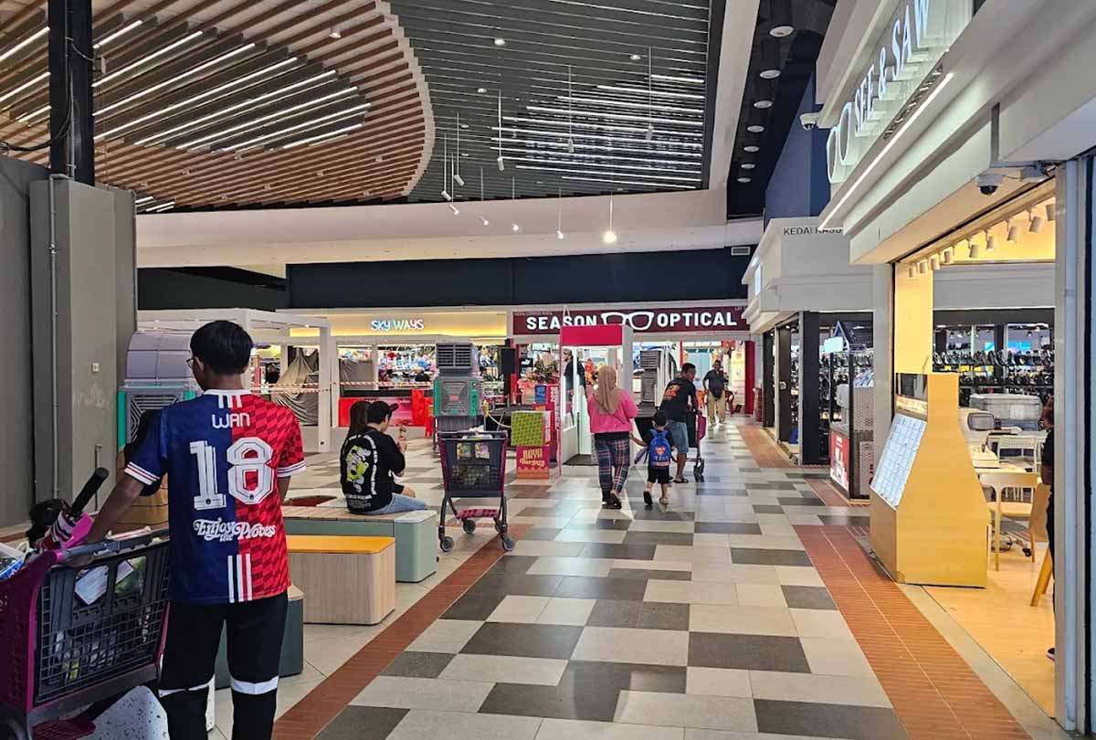 KIPMall Tampoi - Interior