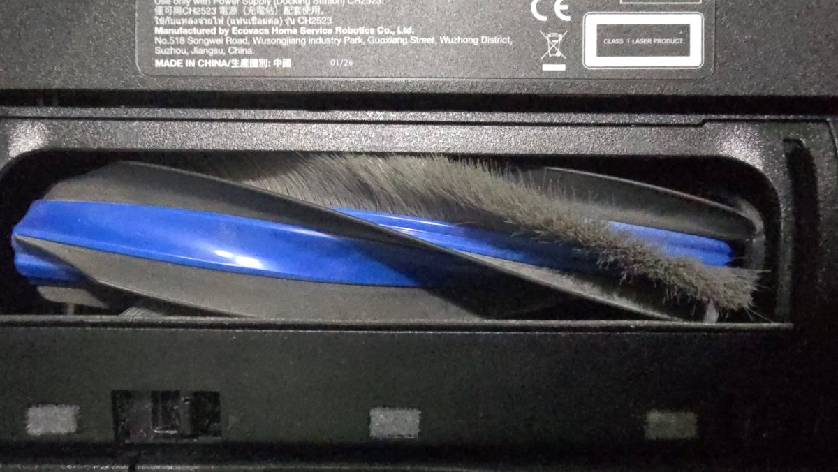 ECOVACS DEEBOT T90 review - detangle brush