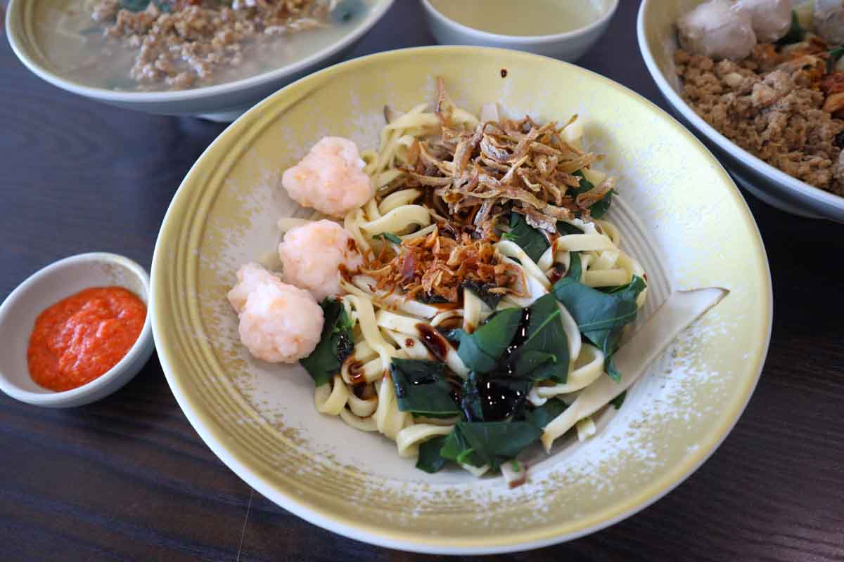 best-rated ban mian - prawn paste ball