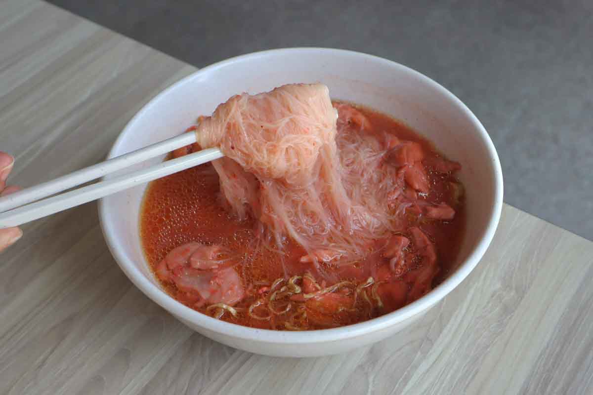 Granny Taste - red wome chicken