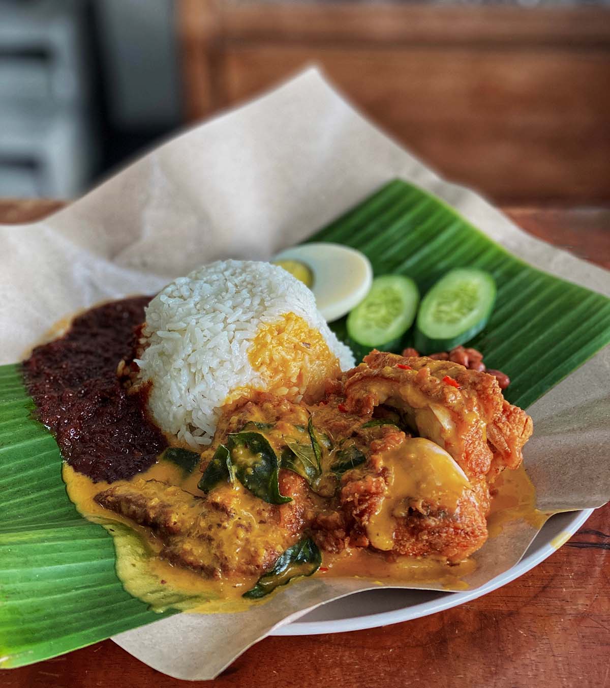 Mendung Kafe - Nasi Lemak Ayam Salted Egg